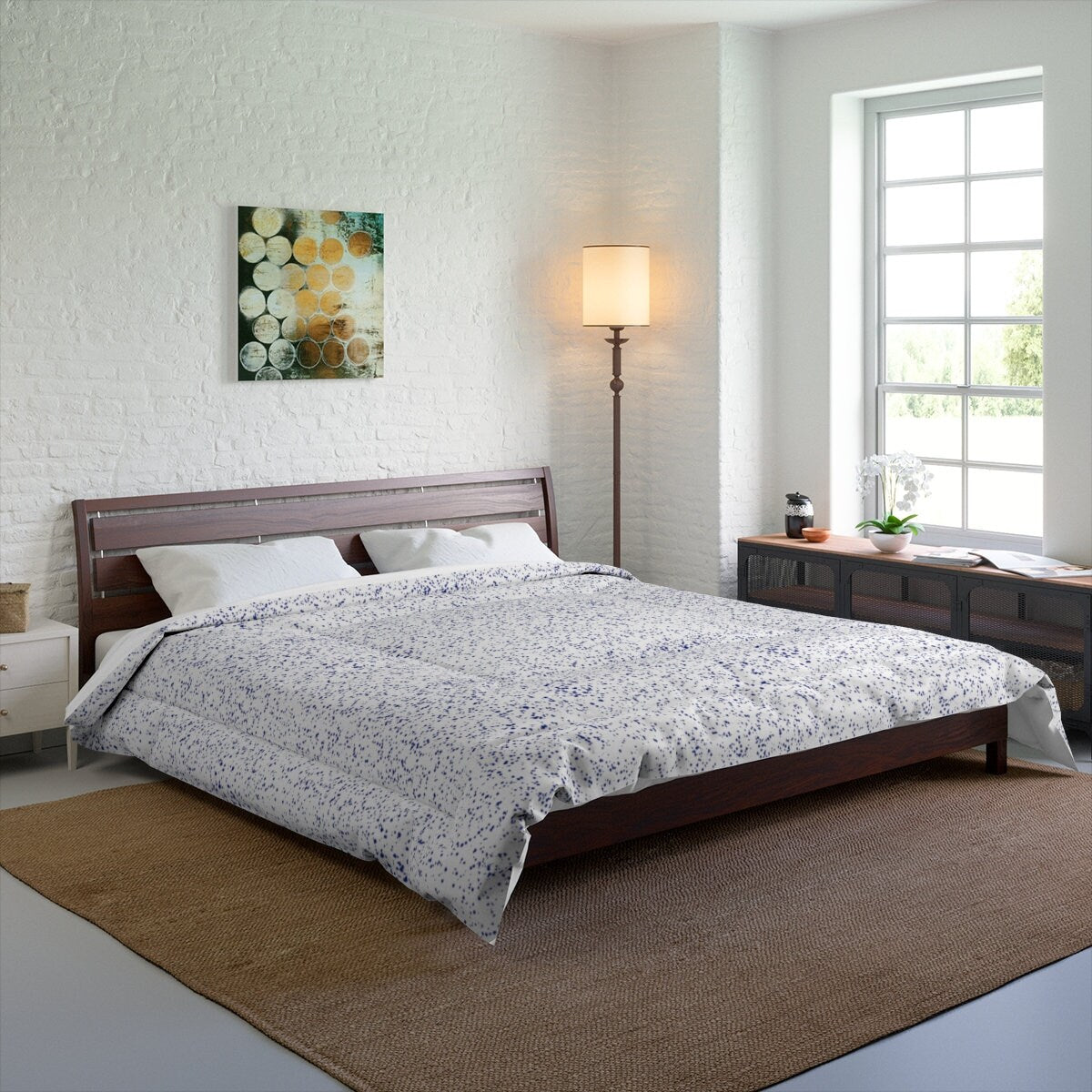 White and blue comforters
