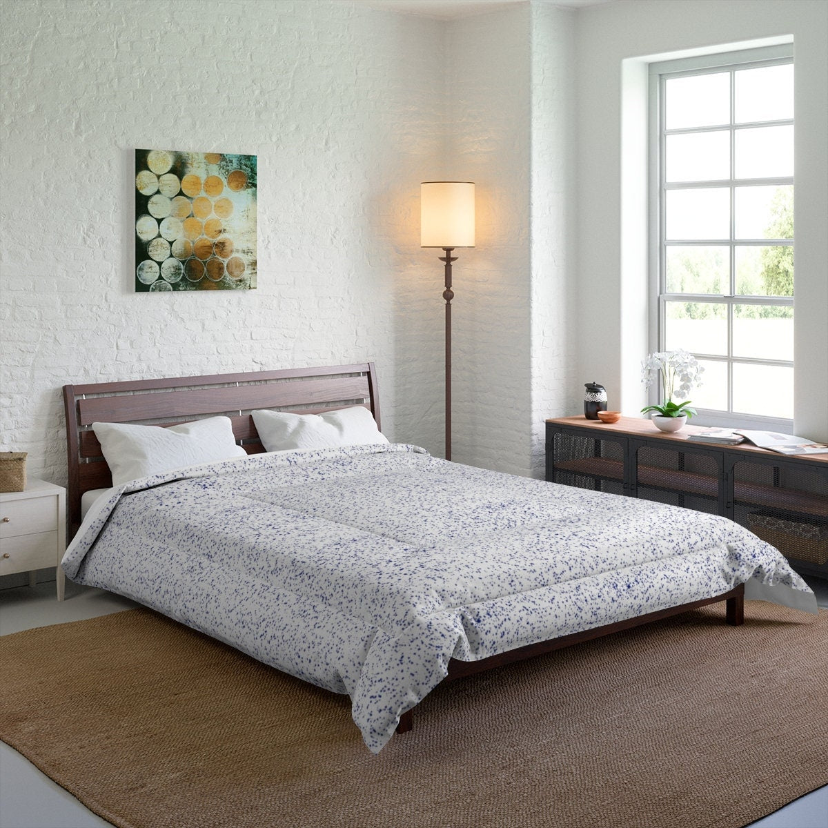 White and blue comforters