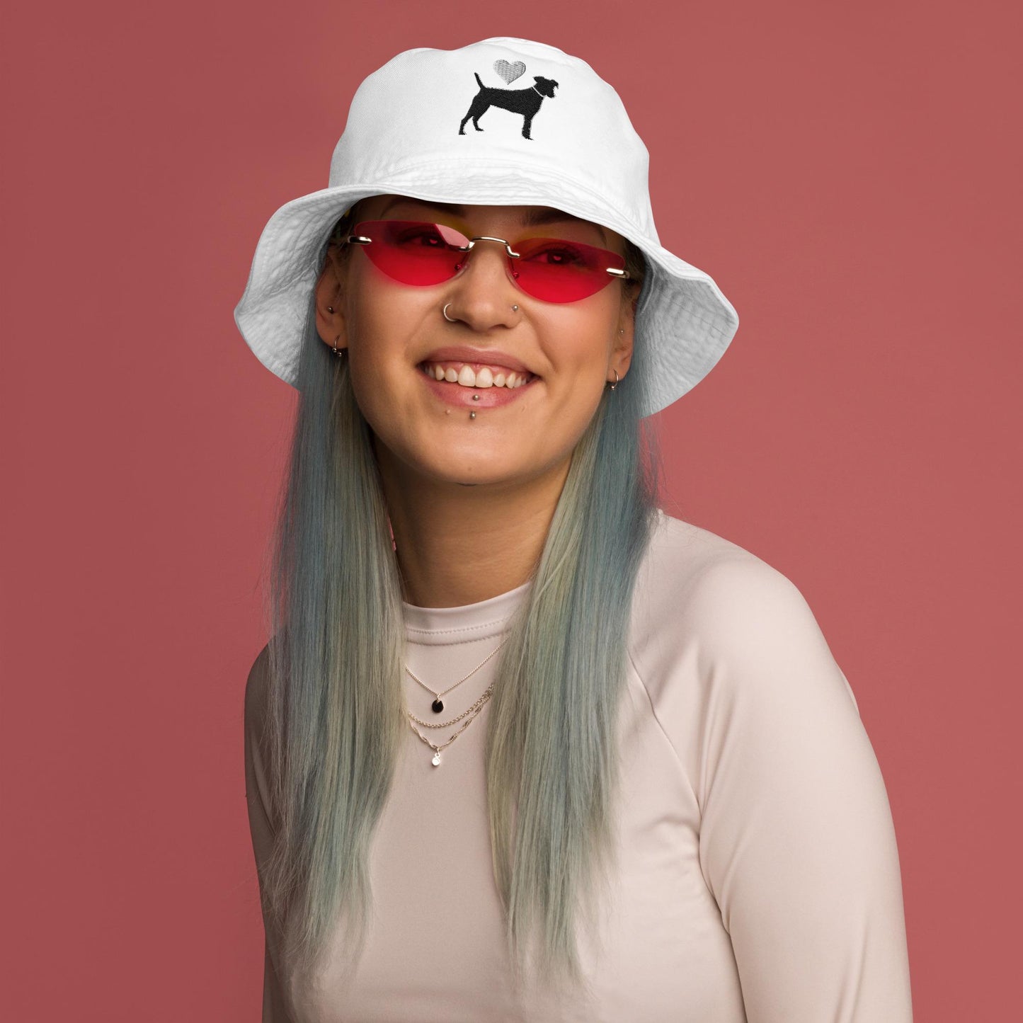 Black Dog  bucket hat