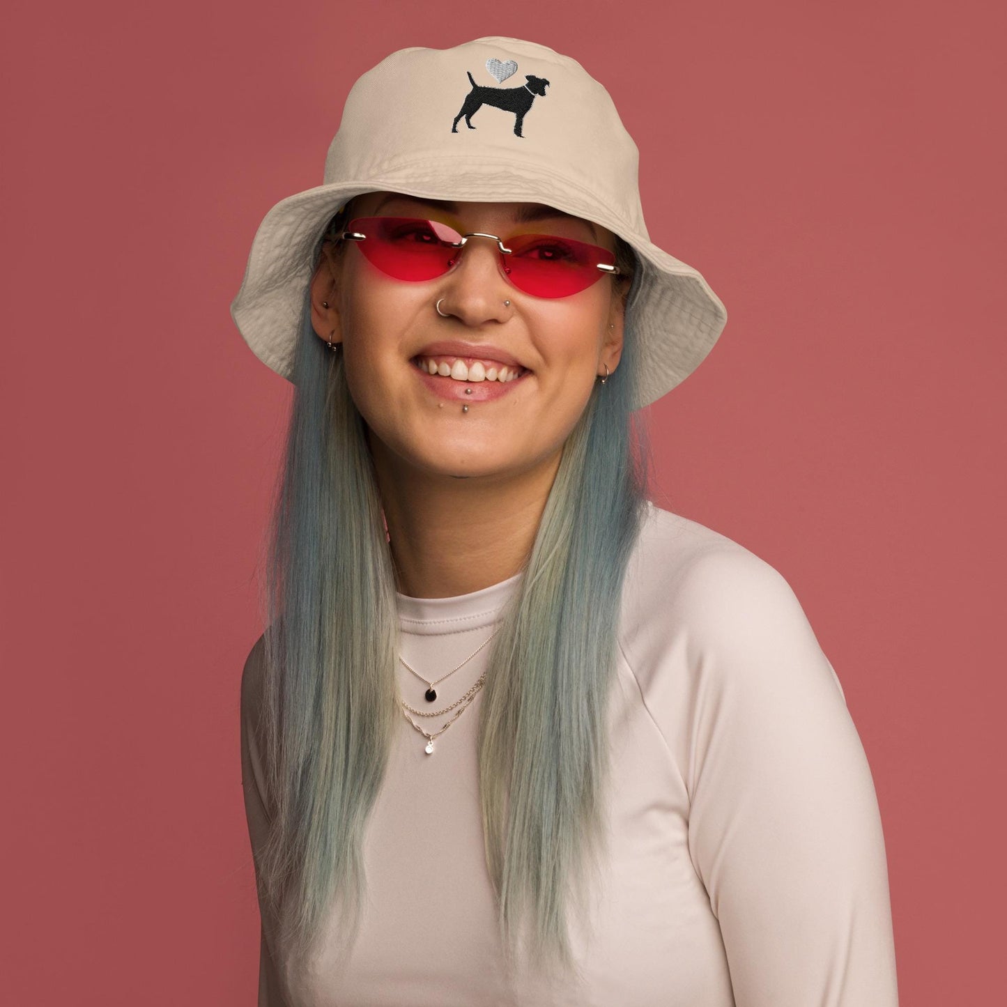 Black Dog  bucket hat